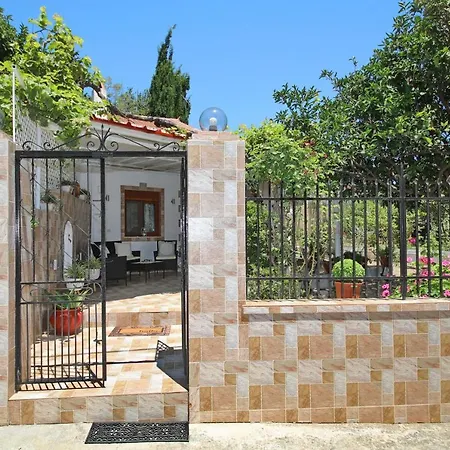 Vasia's Small Città di Skopelos