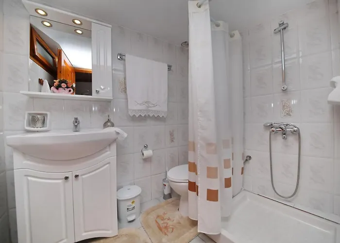 Vasia's Small Apartamento *